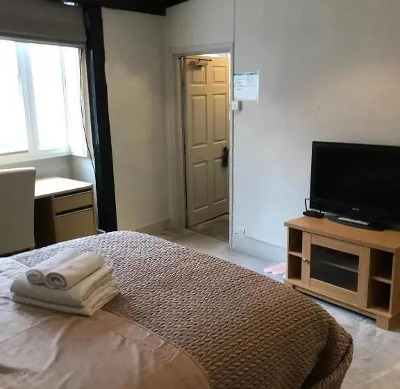 اتاق استاندارد با سرویس بهداشتی مشترک, Golden Cross Guesthouse