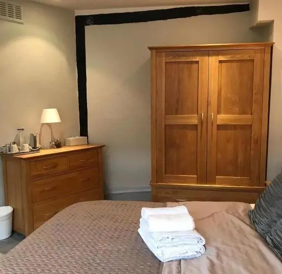 اتاق استاندارد با سرویس بهداشتی مشترک, Golden Cross Guesthouse