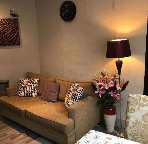 דירת חדר, Golden Cross Guesthouse