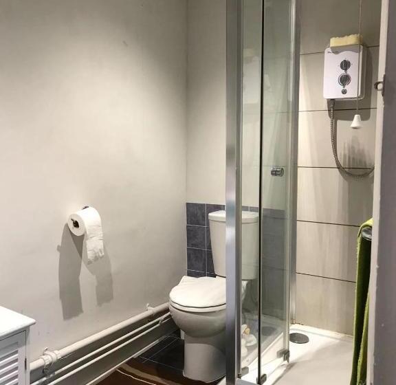 דירת חדר, Golden Cross Guesthouse