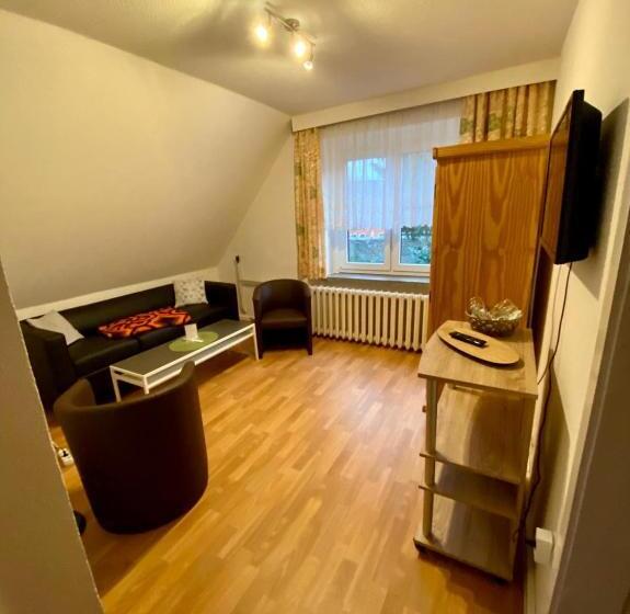 חדר משפחתי, Pension Glückauf