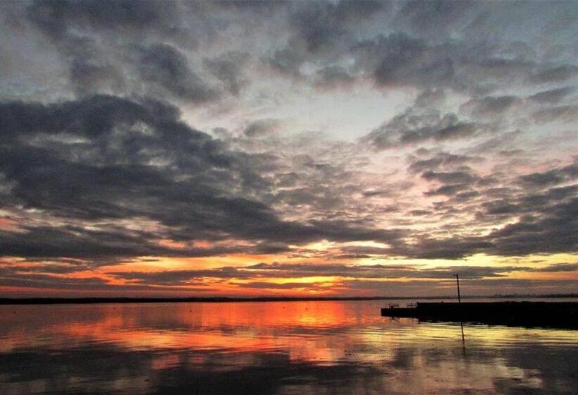 غرفة عائلية مطلّة علي البحر, Breacan Cottage B&b