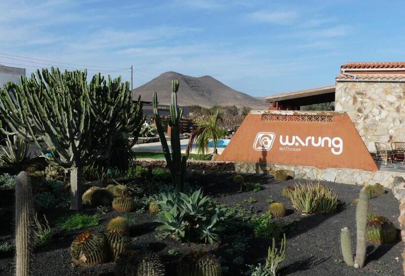 غرفة قياسية فردية, Warung