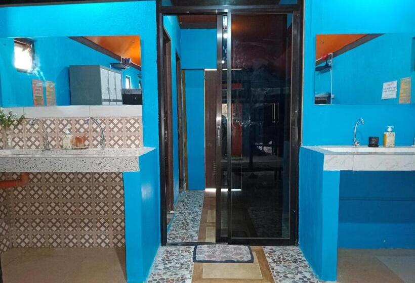 מיטה בחדר משותף, Adrianas Place Backpackers Panglao