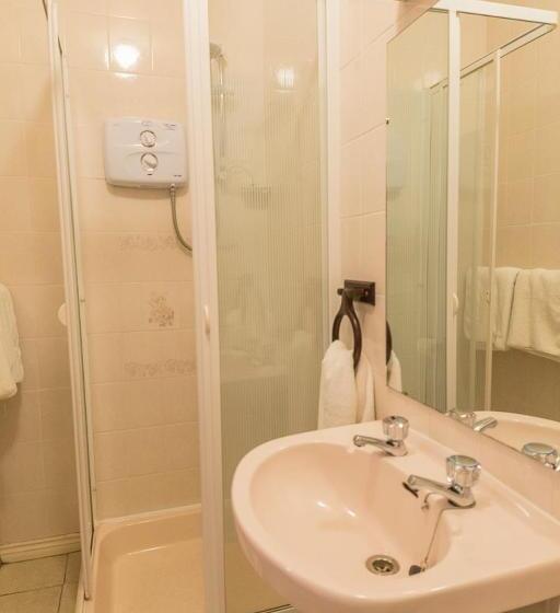 Quarto Familiar Deluxe, Dorney S B&b