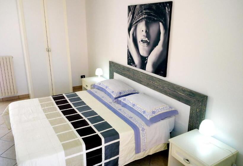 סטודיו סטנדרט עם מרפסת, Vittoria Resort Residence B&b