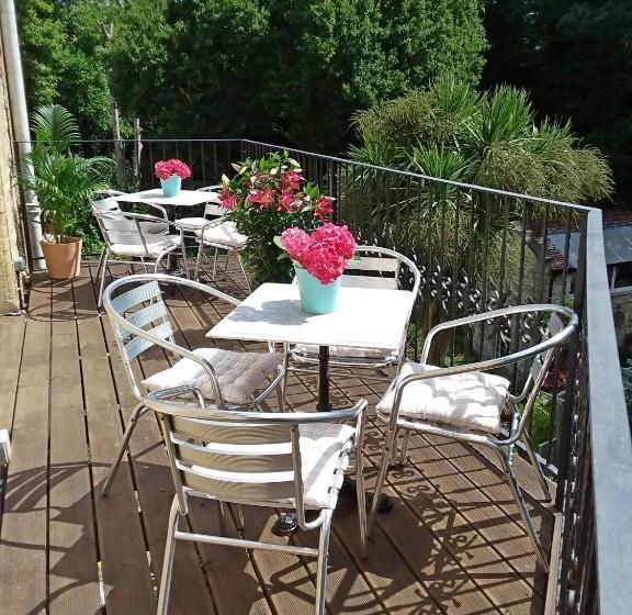 חדר דלוקס, Chine Side