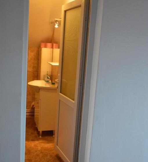 Апартаменты 3 Спальни, Baza Sportiva Adelina