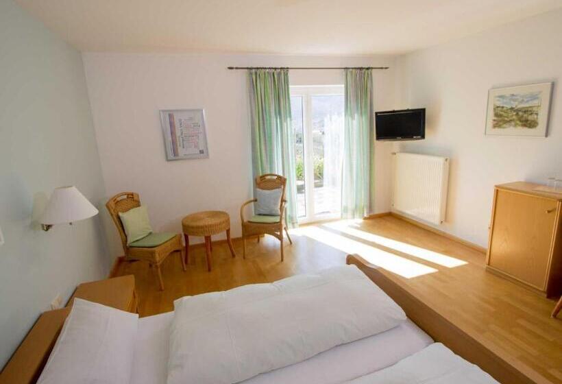 Pokój Standard z Balkonem, Gästehaus Falklay