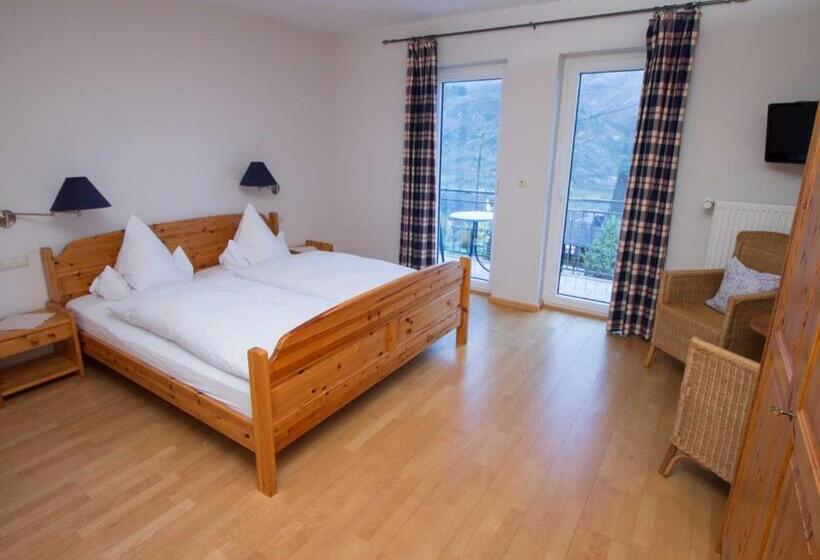 Pokój Standard z Balkonem, Gästehaus Falklay