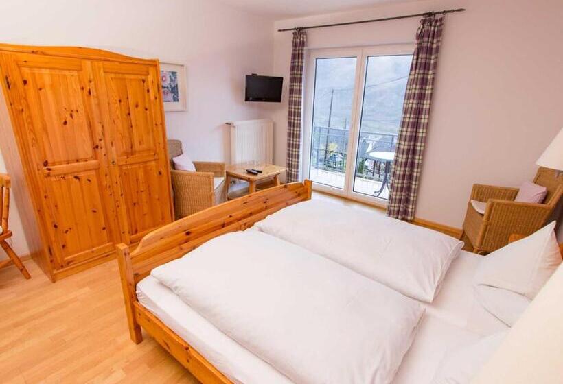 Pokój Standard z Balkonem, Gästehaus Falklay