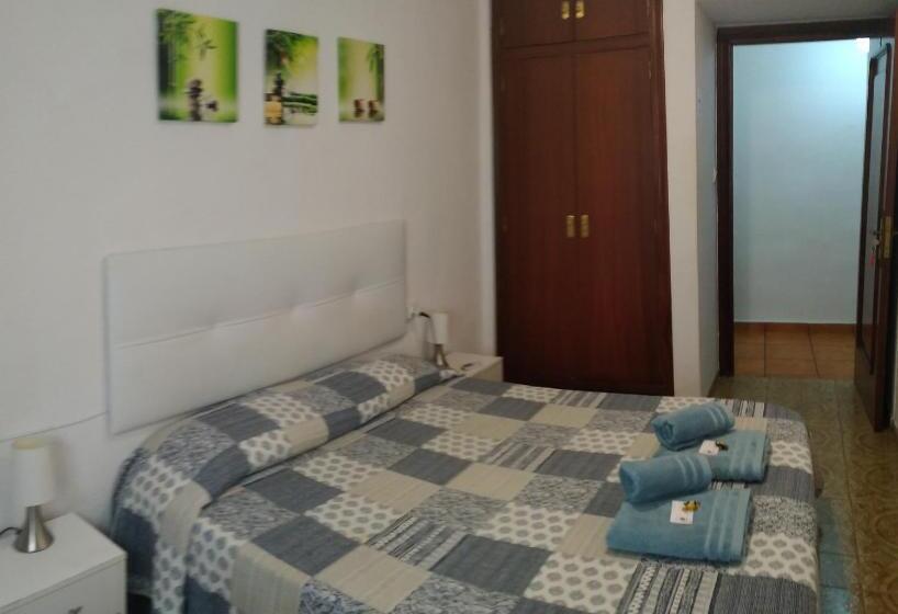 스탠다드 룸 공동 욕실, Love Alicante