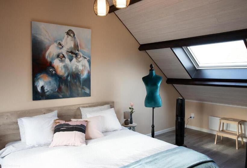 庭の見えるスタンダードトリプルルーム, B&b Destiny