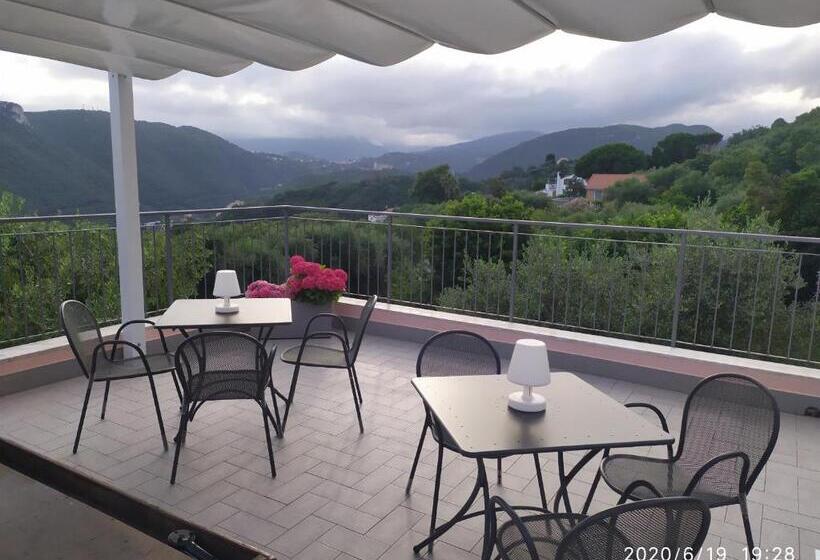 Pokój Deluxe, La Vie Est Belle