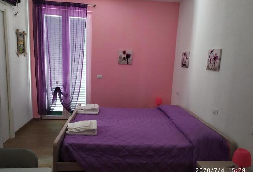 Pokój Deluxe, La Vie Est Belle