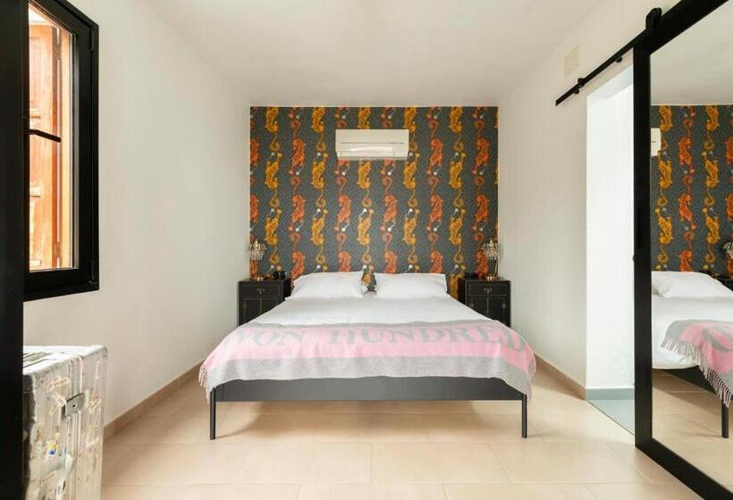 דירת חדר דלוקס, The El Paso