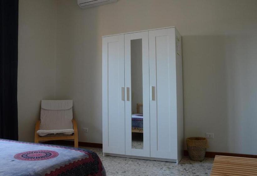 اتاق لوکس, Chez Glè B&b