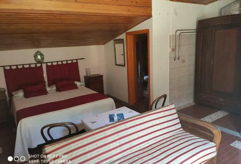 マウンテンビュースタンダードルーム, Agriturismo Ribuntà