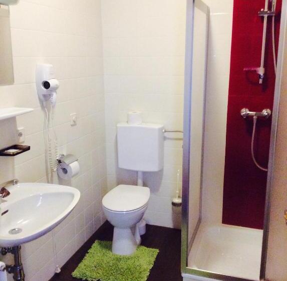 ベーシックルーム, Tieschnhof