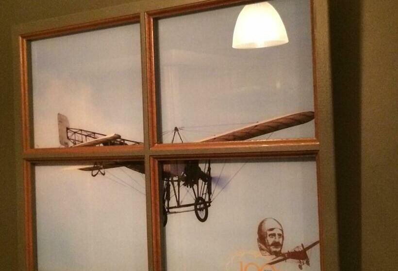 חדר קומפורט לשלושה, A La Dolce Vita