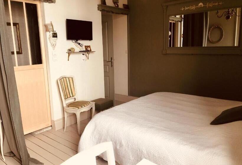 חדר סופריור, A La Dolce Vita