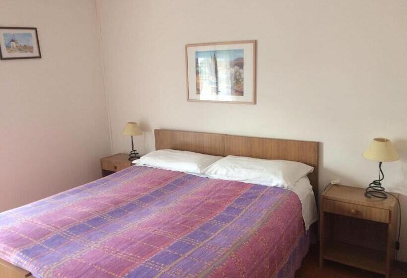 스탠다드 룸, Al Pontesel