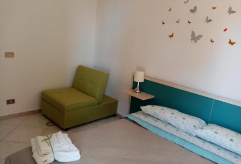 Номер Стандарт, La Casetta