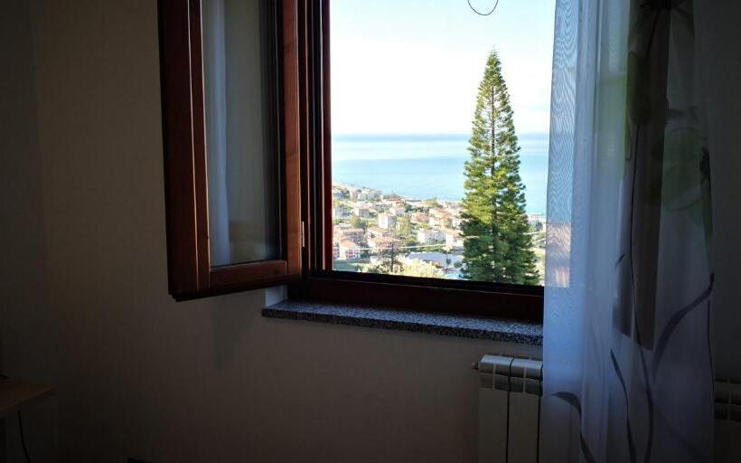 Номер Стандарт, La Casetta