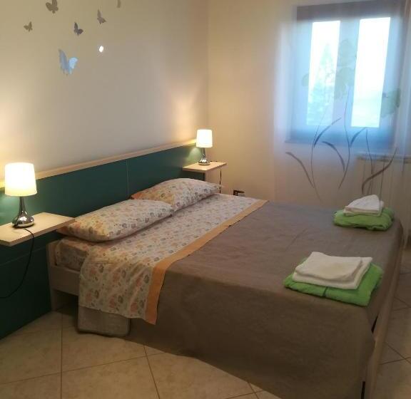 Номер Стандарт, La Casetta