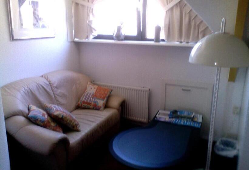 Номер Стандарт, Bed & Breakfast Aan Zee