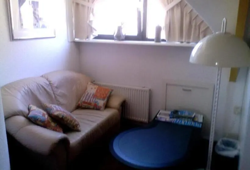 スタンダードルーム, Bed & Breakfast Aan Zee