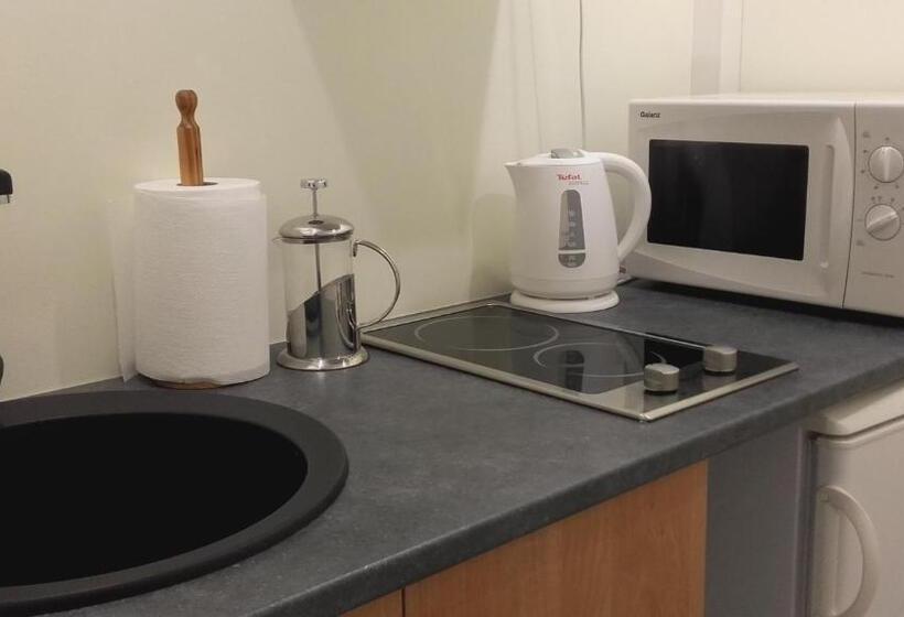 خانه 1 خوابه, Haavalehe Summer House