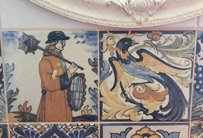 Standard Triple Room with Terrace, Peahen Residence