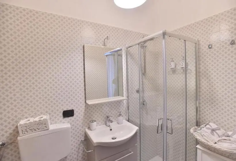 اتاق لوکس سه تخته, Residenza D Epoca B&b Celeste