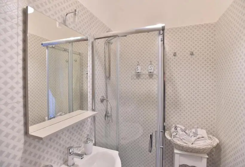 اتاق لوکس سه تخته, Residenza D Epoca B&b Celeste
