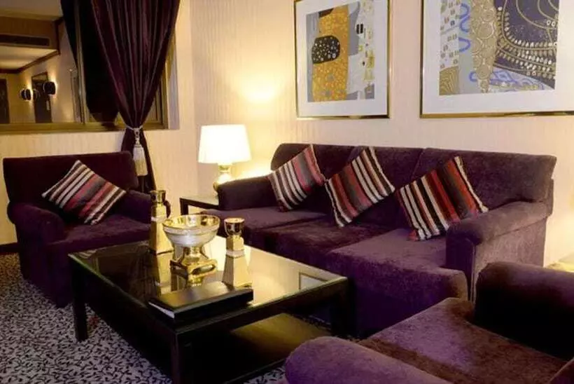 ジュニアスイート, Al Hyatt Jeddah Continental