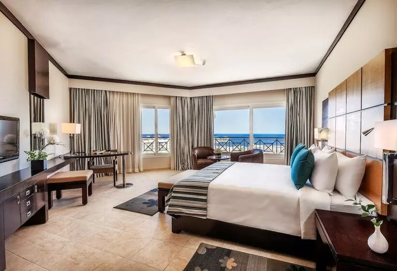 سوییت اجرایی, Cleopatra Luxury Resort Sharm El Sheikh