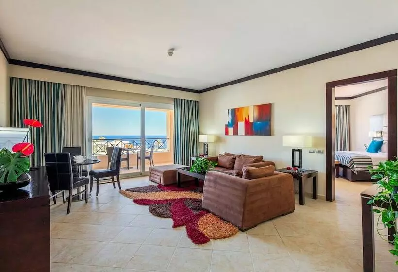 سوییت اجرایی, Cleopatra Luxury Resort Sharm El Sheikh