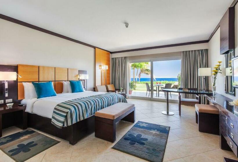 اتاق لوکس با چشم‌انداز دریا, Cleopatra Luxury Resort Sharm El Sheikh