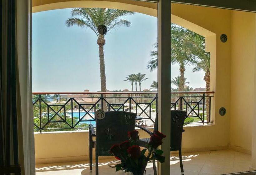 اتاق لوکس با چشم‌انداز دریا, Cleopatra Luxury Resort Sharm El Sheikh