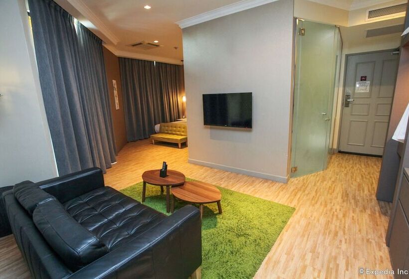 سوییت, A Hotel Joo Chiat