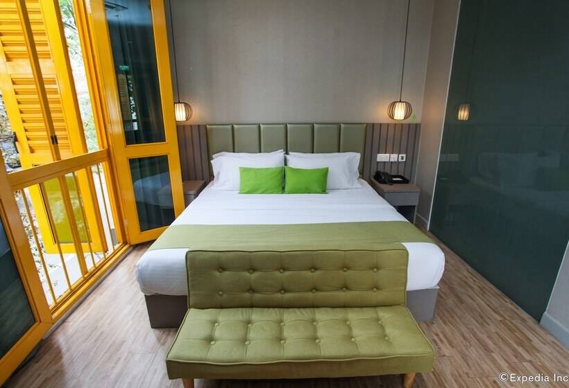 سوییت, A Hotel Joo Chiat