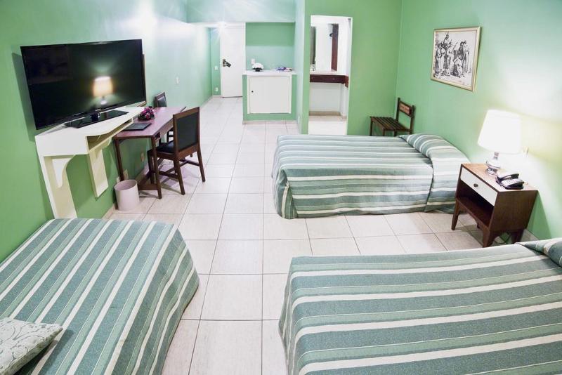 Номер Стандарт Трехместный, Dayrell Hotel E Centro De Convenções