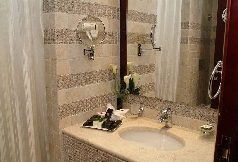 スタンダードシティビュールーム, Dorrar Aleiman Royal