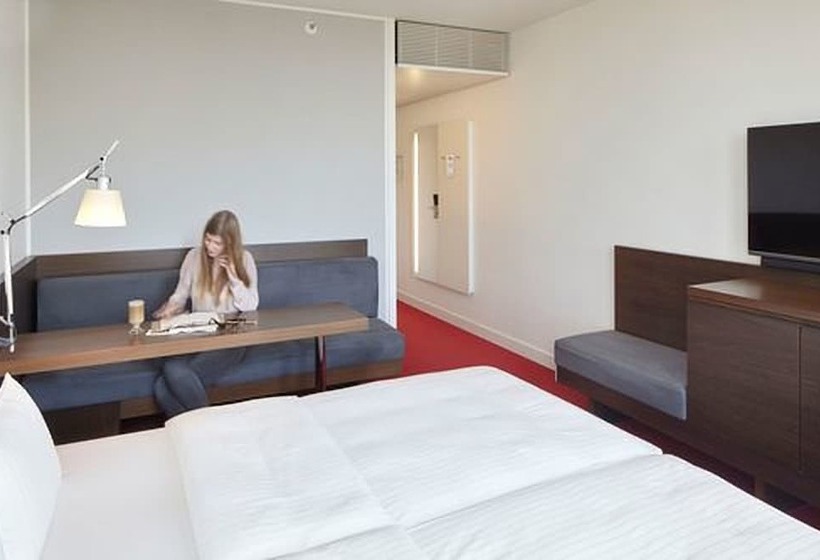 标准间, Empire Riverside