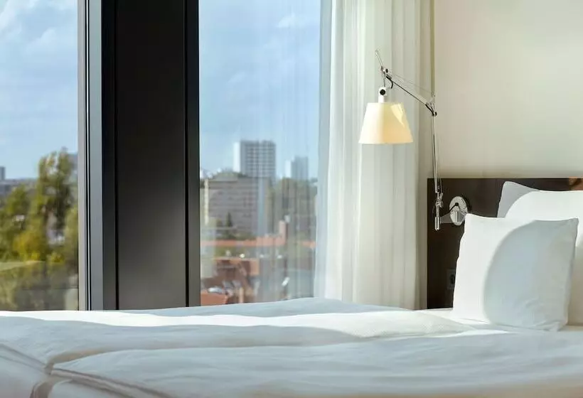 Deluxe Yhden Hengen Huone, Empire Riverside