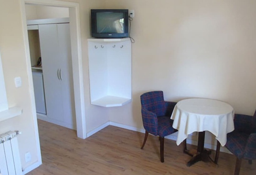 غرفة ديلوكس, Galo Vermelho