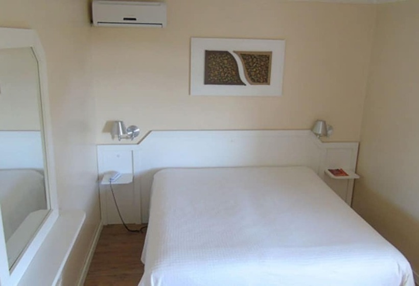 غرفة ديلوكس, Galo Vermelho