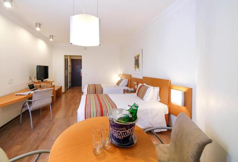 Номер Deluxe, Grand Hotel Royal Sorocaba By Atlantica
