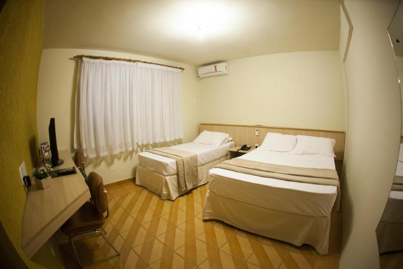 Üç Kişilik Standart Oda, Goldmen Select Maringá